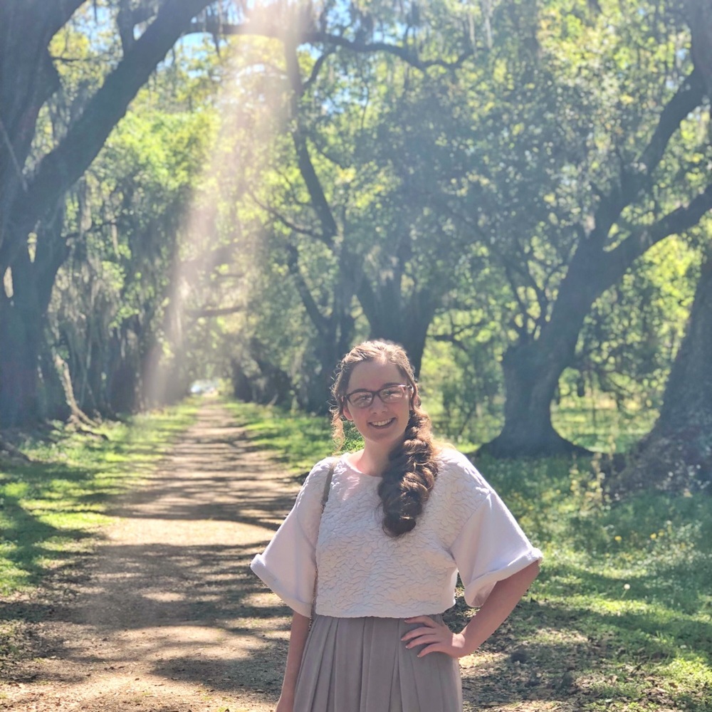 Meet your Posher, Alivia